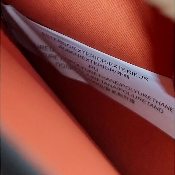 DAVID JONES Women's Synthetic Leather Crossbody Wristlet Clutch with Wrist Strap - Picture 5 of 11